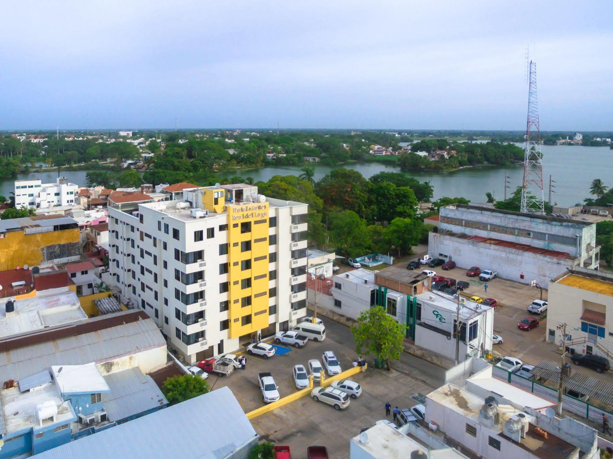 Hotel & Suites Real Del Lago Villahermosa Exterior photo